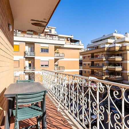 Casa Vacanze Il Traghetto Lido di Ostia Exteriör bild